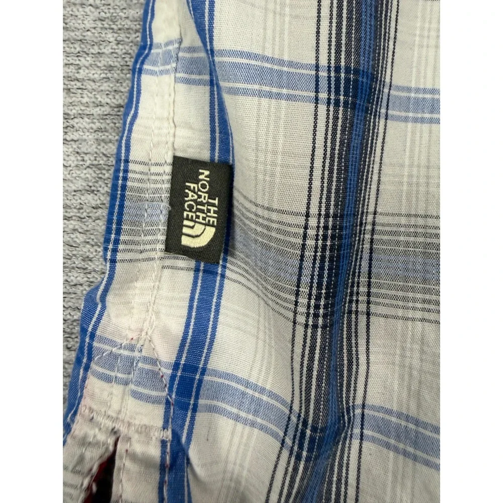 The North Face Mens XL Blue Plaid Short Sleeve Button Up Shirt AJEL Pocket